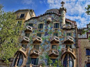 800px-Batllo_House